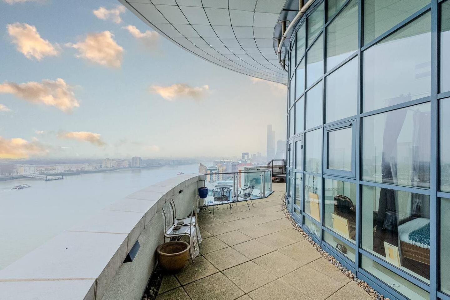 London Canary Wharf Riverside Penthouse Apartment Buitenkant foto